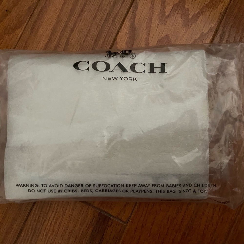 Coach wristlet - Picture 2 of 3